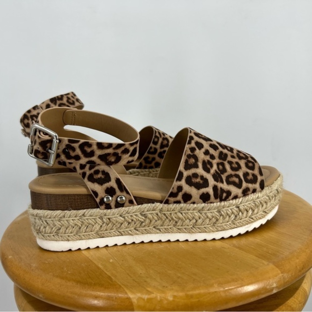 Soda Topic Topshoe Avenue Women's Open Toe Ankle Strap Espadrille Sandal 7.5